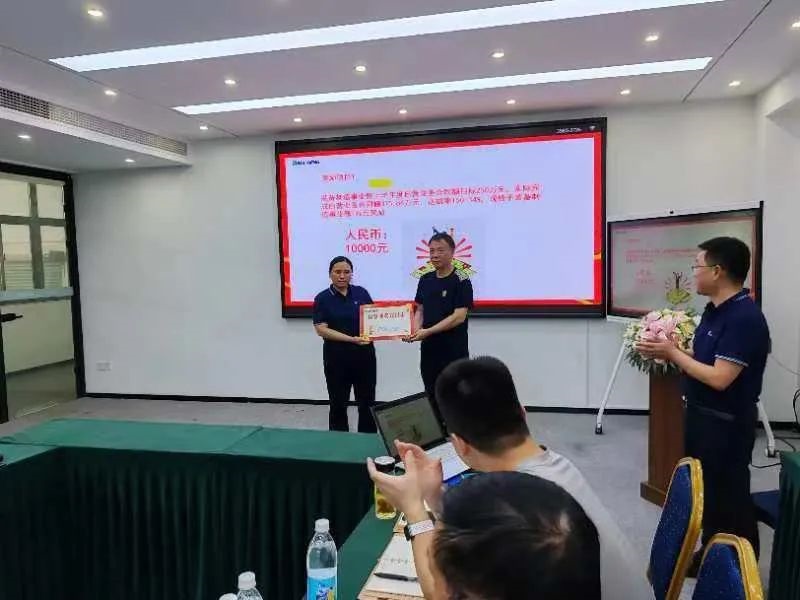 麻豆成人在线观看公司